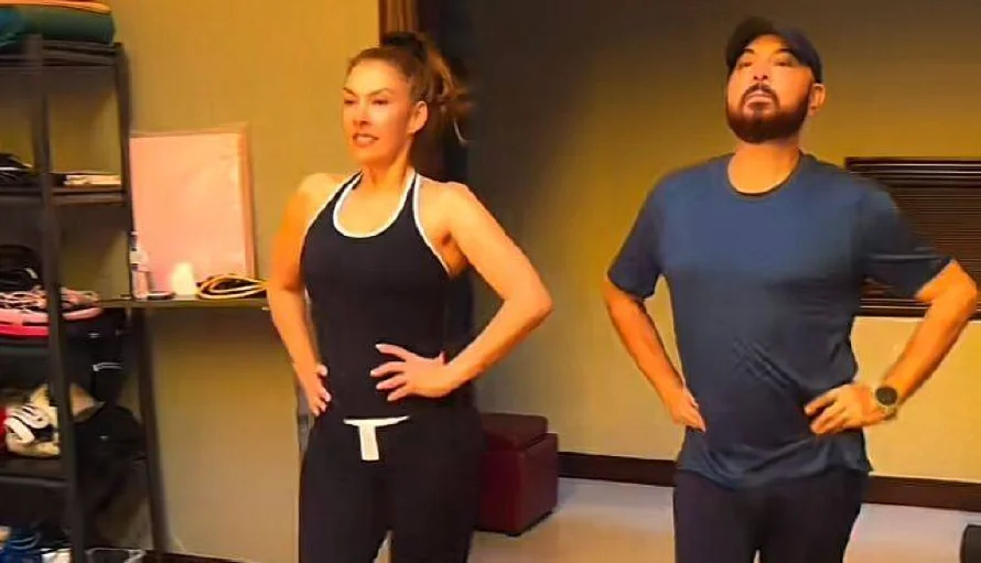 Verónica Safie se prepara junto a Tony Melara para debutar en las pasarelas