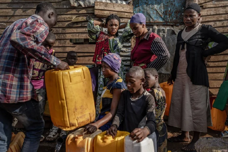 Más de 42,000 personas huyen de la violencia en RD Congo y buscan refugio en Burundi