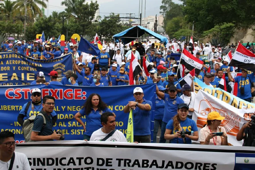 OIT evalúa despidos de sindicalistas en El Salvador "de forma especial" según dirigente