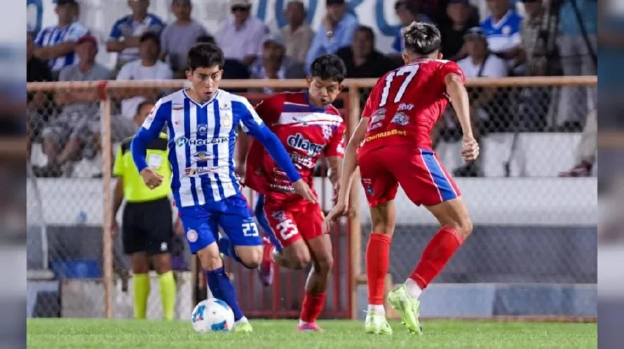 Firpo mantiene el liderato del Clausura 2025 tras empatar de visita ante Isidro Metapán