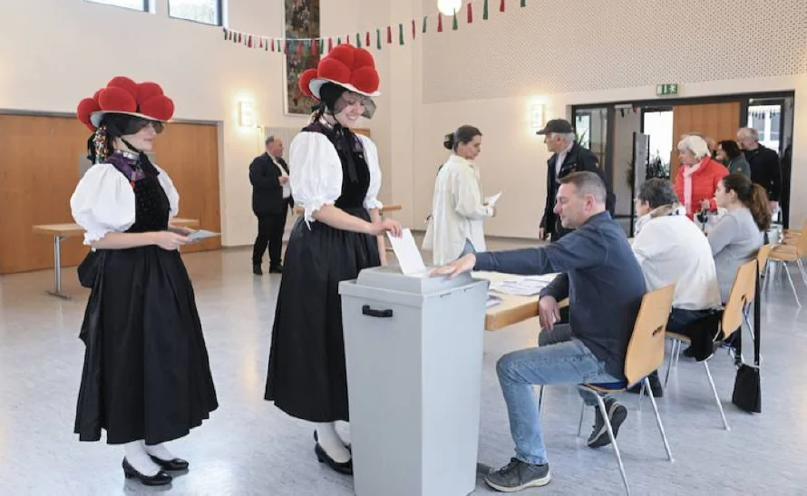 Alemania vota con la extrema derecha en auge y bajo la presión de Trump