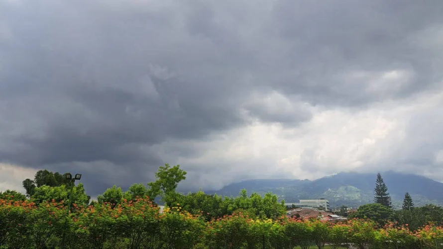 Esperan tormentas sobre las cordilleras salvadoreñas este martes