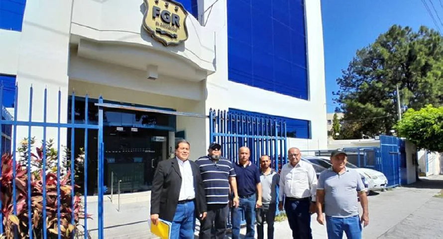 Denuncian en la FGR a la procuradora Raquel Caballero por retención de cuotas sindicales y abandono de responsabilidades