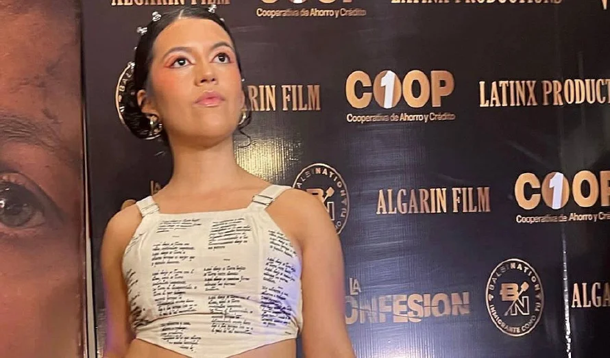 La poesía de Roque Dalton en el atuendo de la actriz salvadoreña Emy Mena