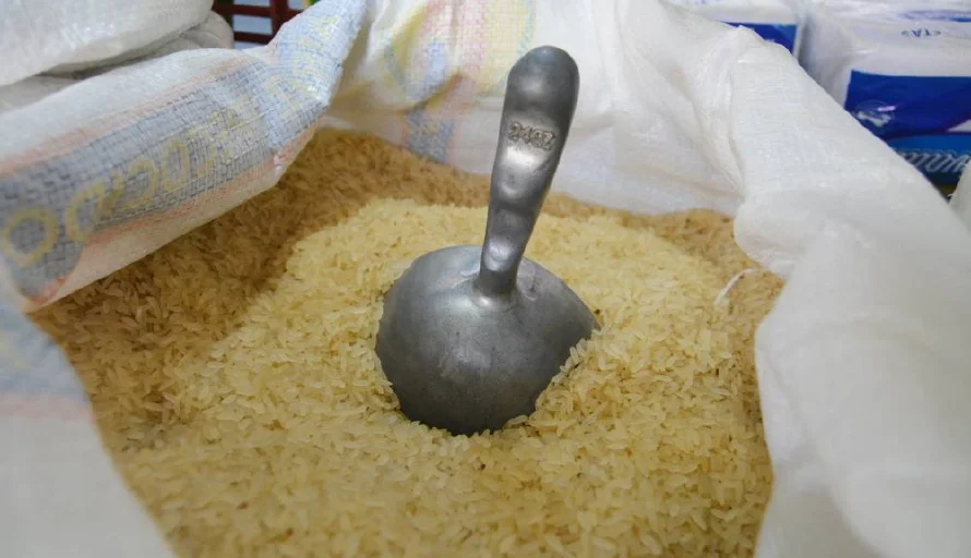 Los salvadoreños comieron más arroz y maíz importado en 2024