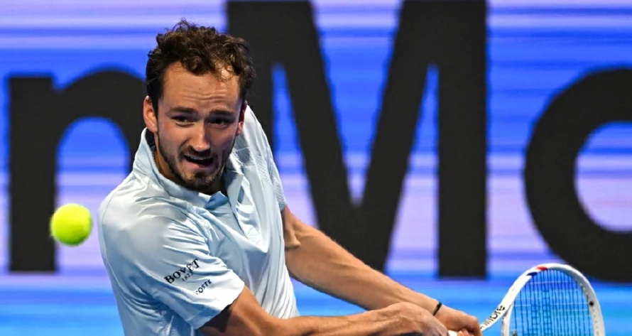 Medvedev queda eliminado en cuartos de final en Dubái