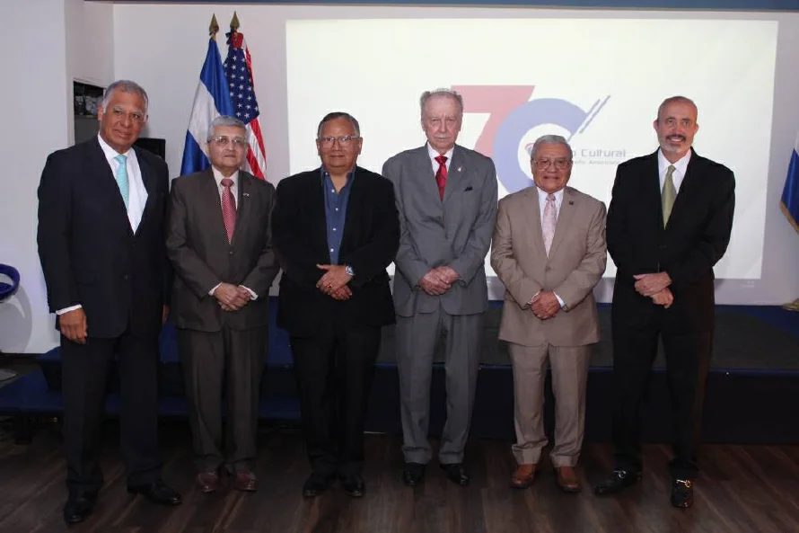 Centro Cultural Salvadoreño Americano celebra 70 años de educación bilingüe en El Salvador
