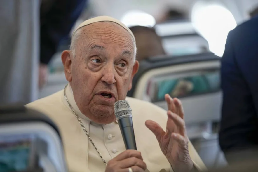 La preocupación sobre la salud del papa Francisco aumenta tras una crisis respiratoria