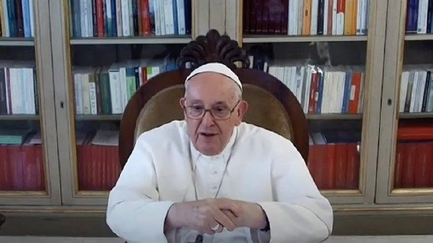 El papa Francisco agradece a los fieles de todo el mundo por sus oraciones