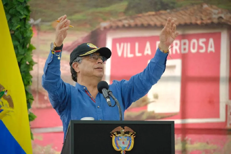 Petro pide al Congreso legalizar la marihuana en Colombia