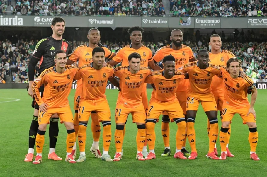 Real Madrid afronta con dudas un intenso duelo ante un Atlético en alza en la Champions