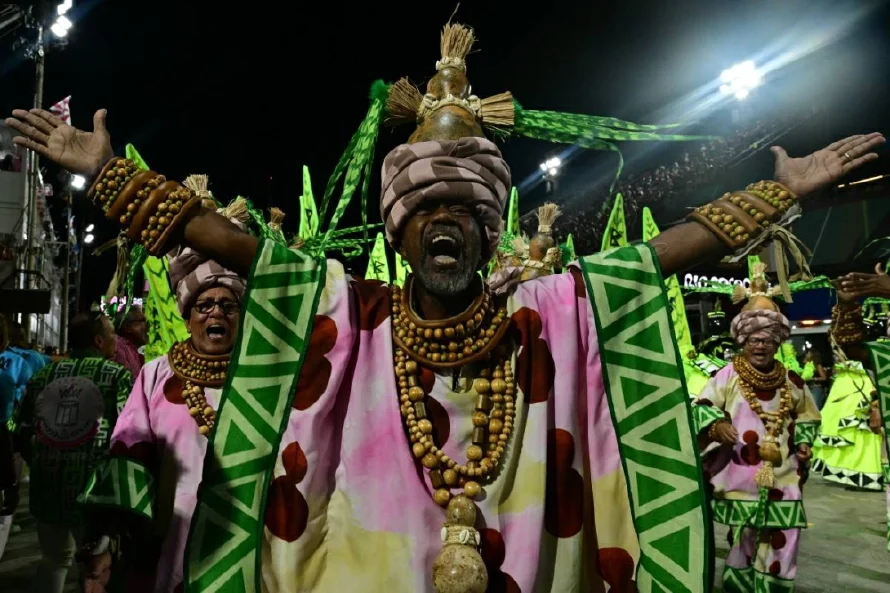 El primer Óscar para Brasil alimenta el éxtasis del Carnaval de Río