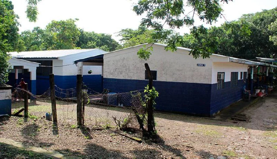 Avalan decreto para agilizar construcción de escuelas durante los próximos dos años