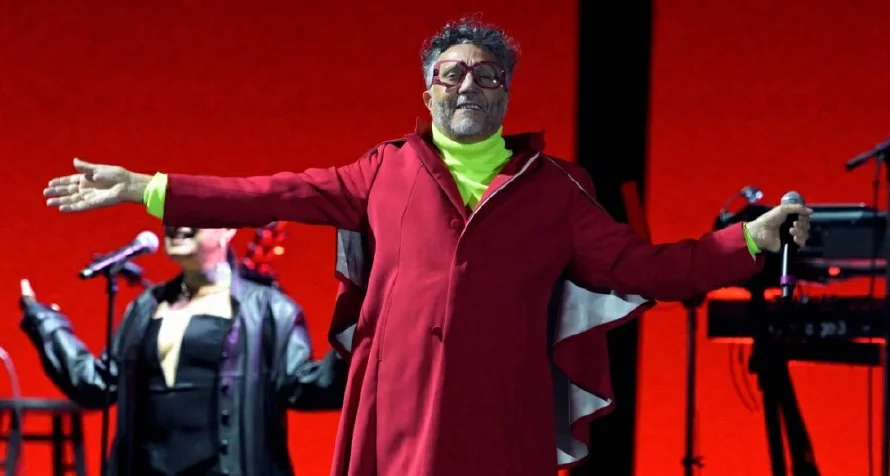 Superextraño, el nuevo y refrescante sencillo de Fito Paez