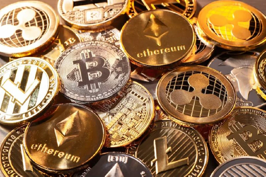 Las criptomonedas se hunden luego del anuncio de Trump sobre aranceles a México y Canadá