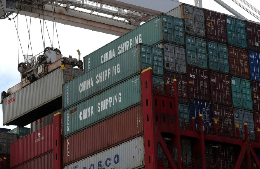 Guerra de aranceles entre EEUU y China, los aplicados a México y Canadá se activan