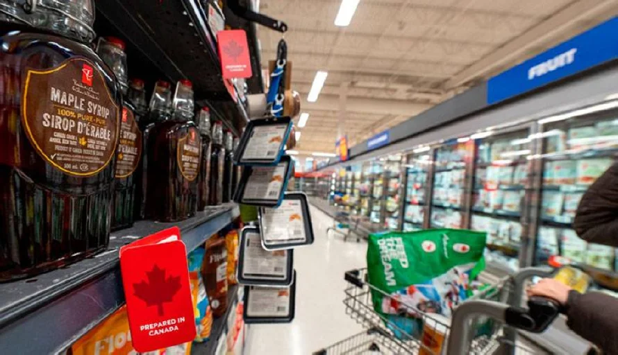 Varias provincias canadienses retiran alcohol de EEUU de la venta en respuesta a aranceles