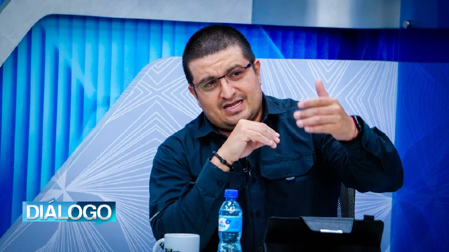 Patricio Pineda: "La debacle del sistema de pensiones viene desde el año 1969"