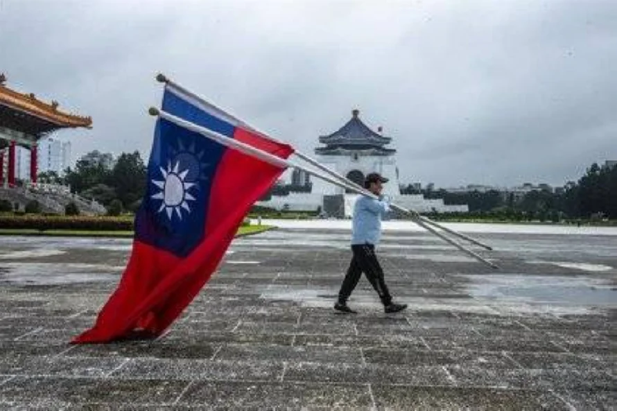 China dice que tensará la cuerda en torno de Taiwán si aumenta el separatismo