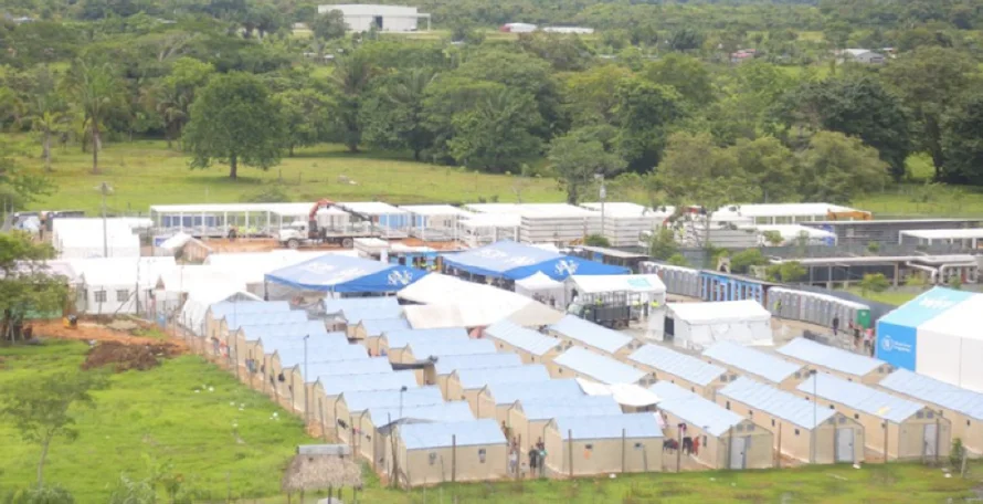 Sin dinero, migrantes deportados por EEUU a Panamá buscan un país donde ir