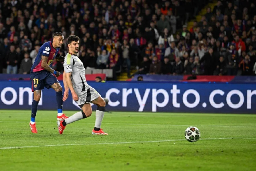 Yamal y Raphinha dan el pase a cuartos al Barcelona tras ganar al Benfica 3-1