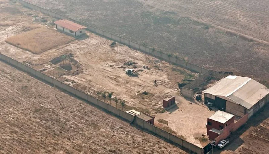Hallan más restos óseos en supuestos crematorios clandestinos en Jalisco, México