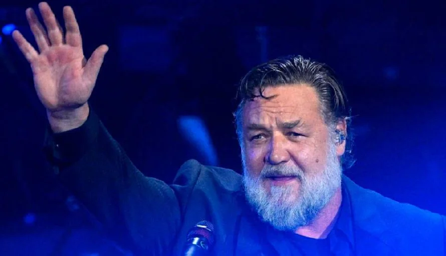 Russell Crowe y Harry Lawtey protagonizarán el thriller "Billion Dollar Spy"