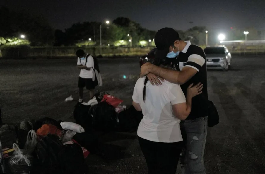 EEUU afirma que Venezuela reanudará vuelos de repatriación de migrantes