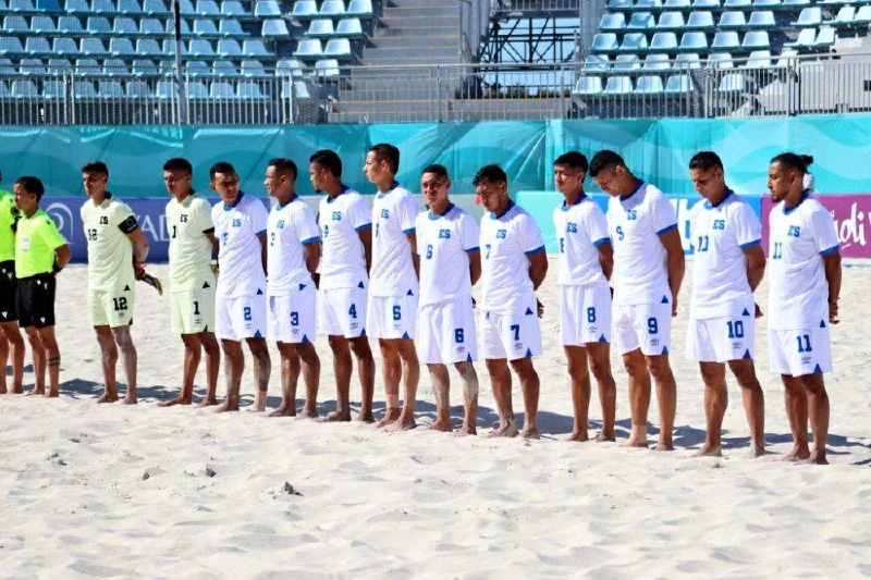 Selecta sufre pero derrota 7-6 a México en su tercer partido del Premundial de fútbol playa