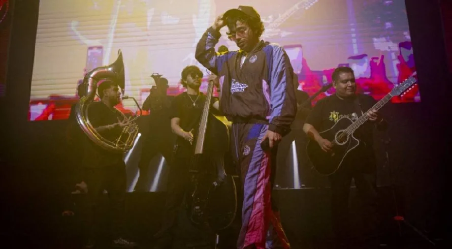 Fuerza Regida pone las entradas de su concierto con 50 % de descuento