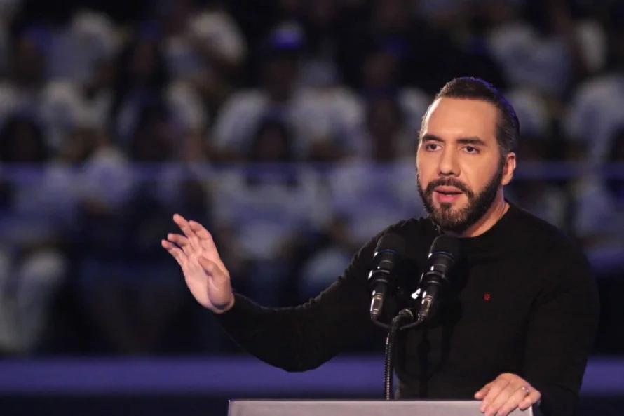 Bukele: "No tengo ningún poder para ordenarle a las alcaldías, y las que no lo hagan los voy a denunciar en la Fiscalía"
