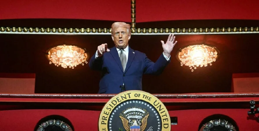 Trump llama "lunático" al juez que trató de bloquear el envío de venezolanos a El Salvador