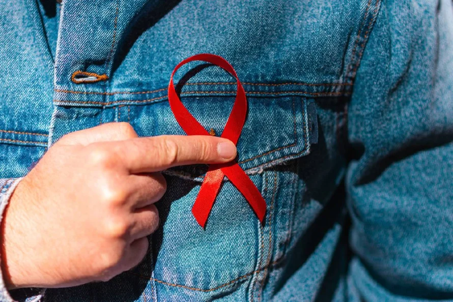 ONUSIDA: La gente morirá de sida como en los noventa si EE.UU. no restablece su ayuda