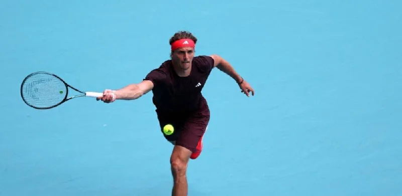 Zverev pasa a octavos en Miami, Paolini despide a Osaka