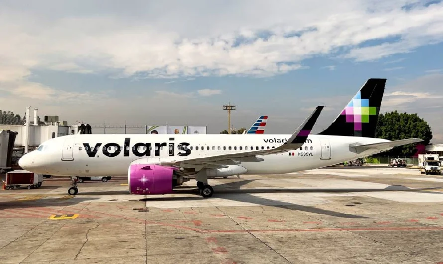 Vuelo de Volaris El Salvador regresa a Los Ángeles por falla en el motor