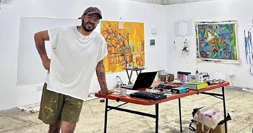 Arte e identidad: una reflexión "En pocas palabras" de Erick Antonio Benítez