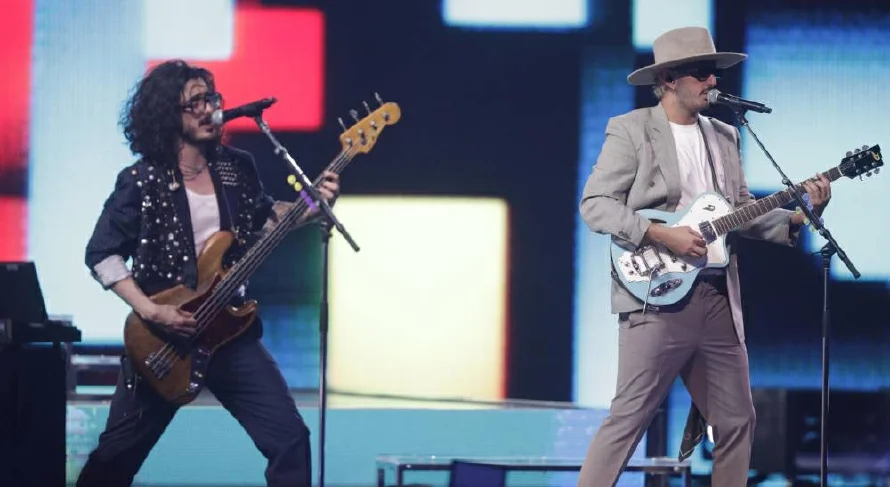 Morat y Camilo lanzan el tema "Me toca a mí" sobre el amor no correspondido