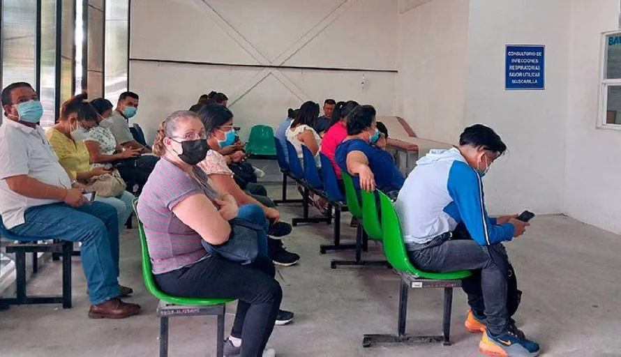 ISSS niega cierre de clínicas comunales y dice es "reorganización"