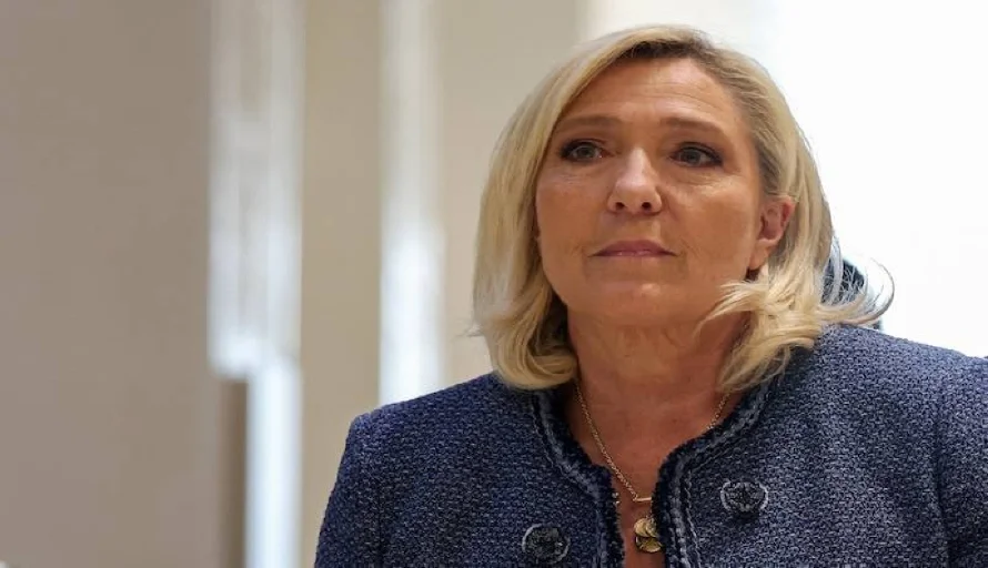 La líder derechista francesa Marine Le Pen condenada por malversación
