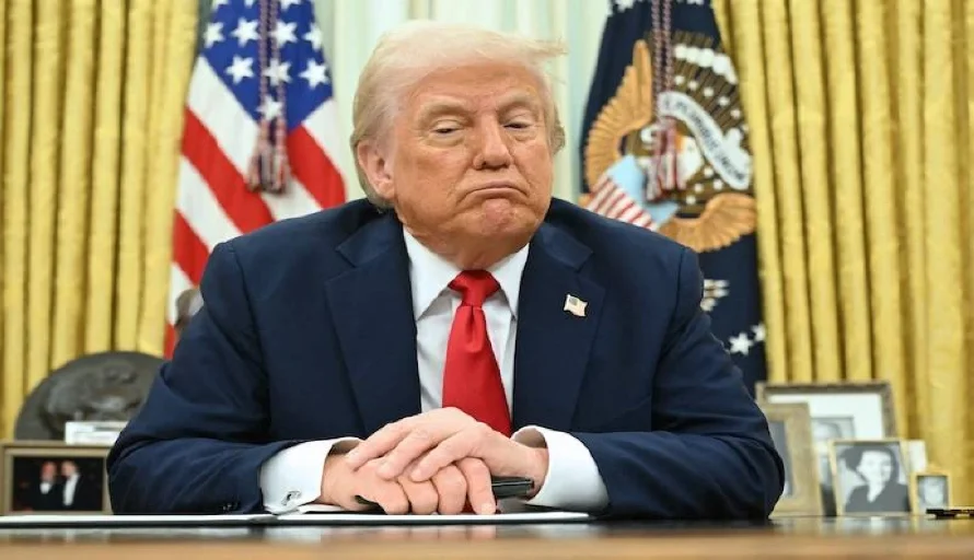 ¿Puede Trump aspirar a un tercer mandato? Probablemente no