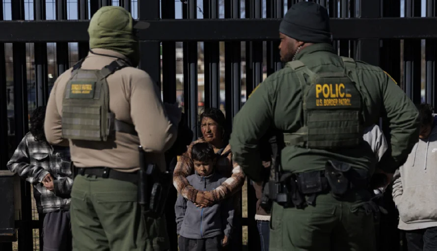 Demandan al estado de Florida por ley estatal que penaliza el ingreso de indocumentados