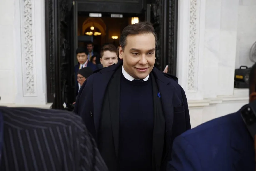 Fiscalía estadounidense pide siete años de prisión para el excongresista republicano George Santos