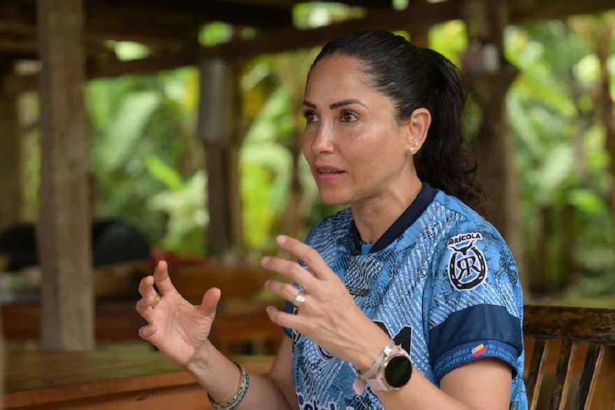 La candidata presidencial ecuatoriana Luisa González es denunciada por violencia política de género