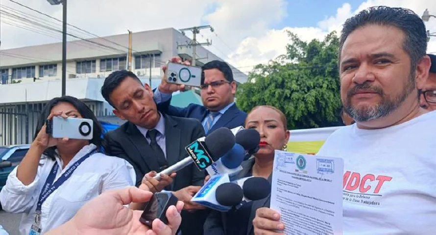 Movimiento pide a Trabajo inspecciones por despidos de más de 450 directivos sindicales