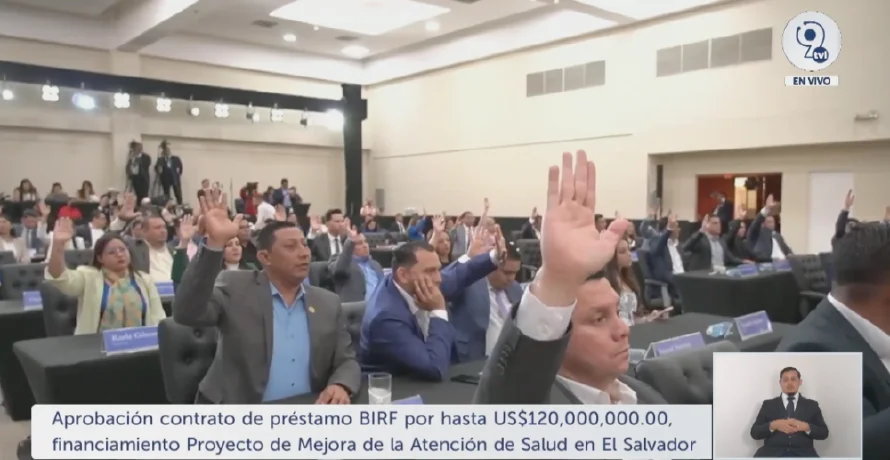 Autorizan préstamo de $120 millones para mejorar atención de salud: así se distribuirán los fondos