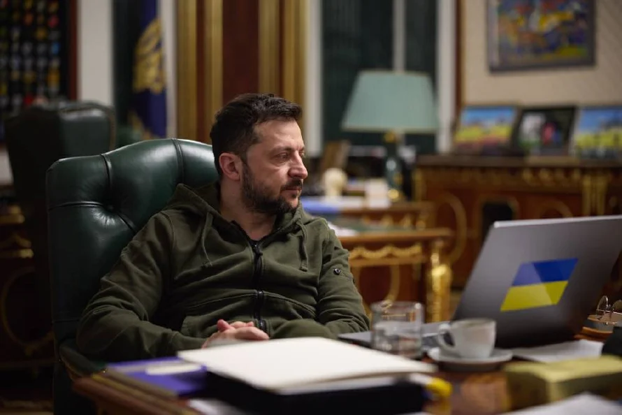Pekín reprocha a Zelenski sus palabras "irresponsables" sobre la supuesta participación de chinos en la guerra