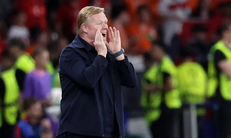 Ronald Koeman no cree que el Barça sea el máximo favorito, pero "está entre ellos"