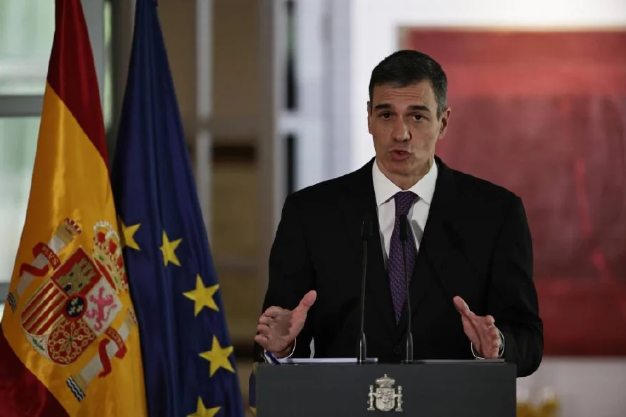 Pedro Sánchez defiende a China como "socio imprescindible" en plena guerra comercial de Trump