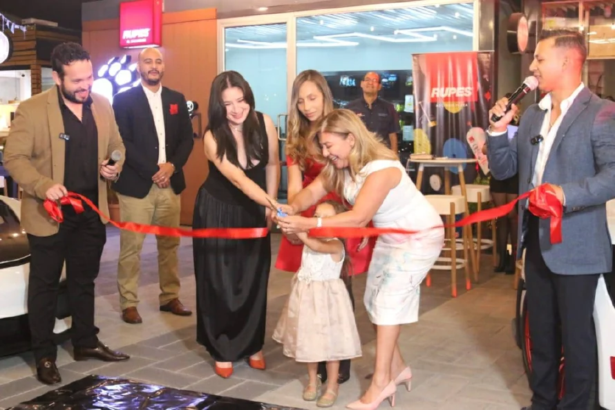 Rupes llega a El Salvador: el "Ferrari" de las pulidoras automotrices abre su primera tienda en Bolengo Plaza
