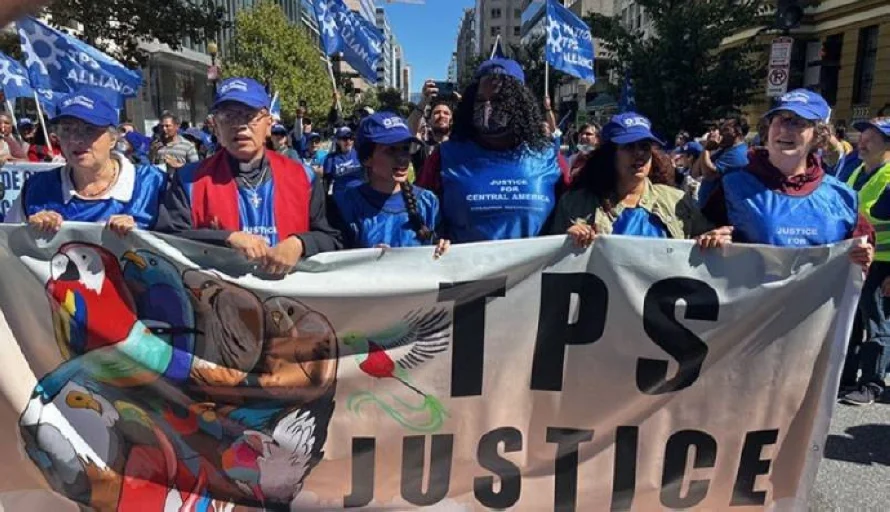 Organización de tepesianos ve "TPS en riesgo" e insta al gobierno a abogar por ellos
